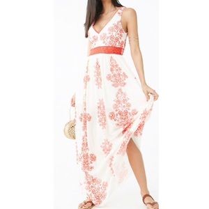 Coral and White Floral Dress 🌺